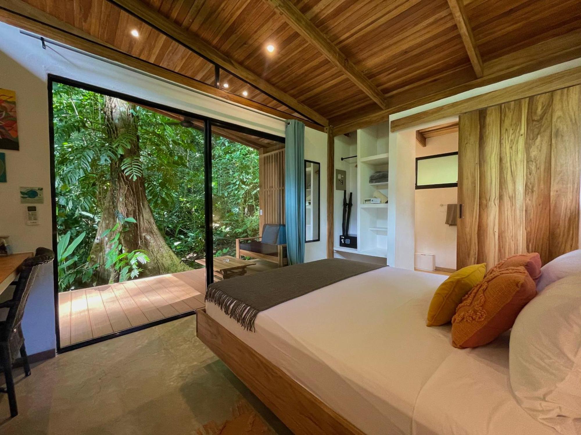 Satta (adults Only) Lodge